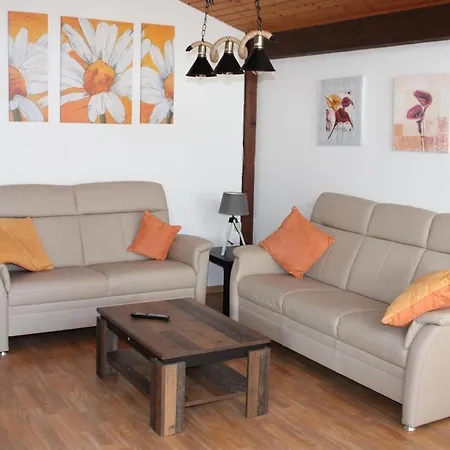 Ferienhaeuser Am Yachthafen 93 *