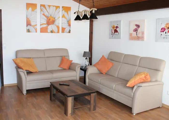 Ferienhaeuser Am Yachthafen 93 *